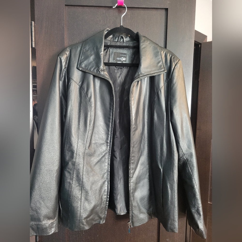 Leather jacket